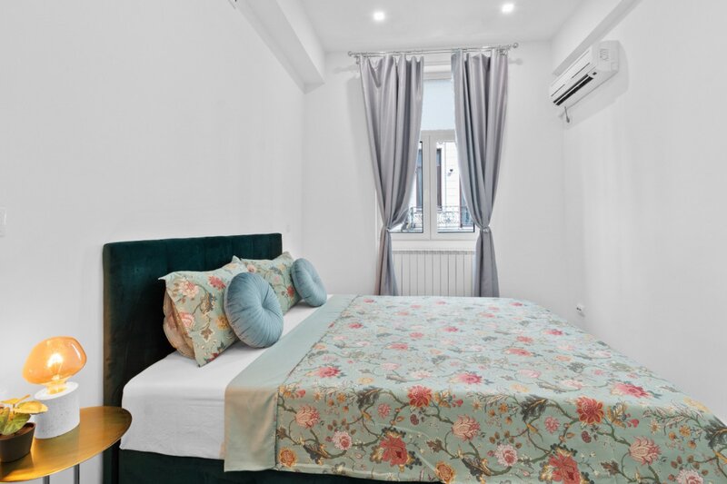 Centrul Vechi - Apartament 2 camere -  Randament excelent