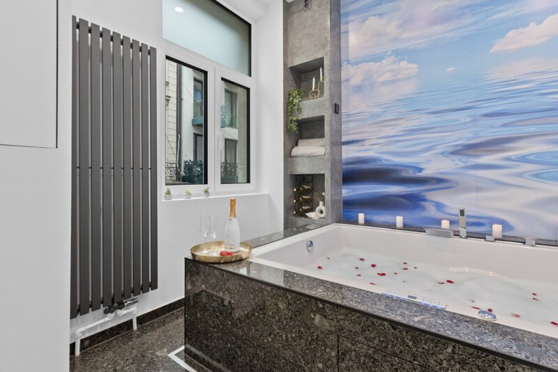 Centrul Vechi - Apartament 2 camere -  Randament excelent